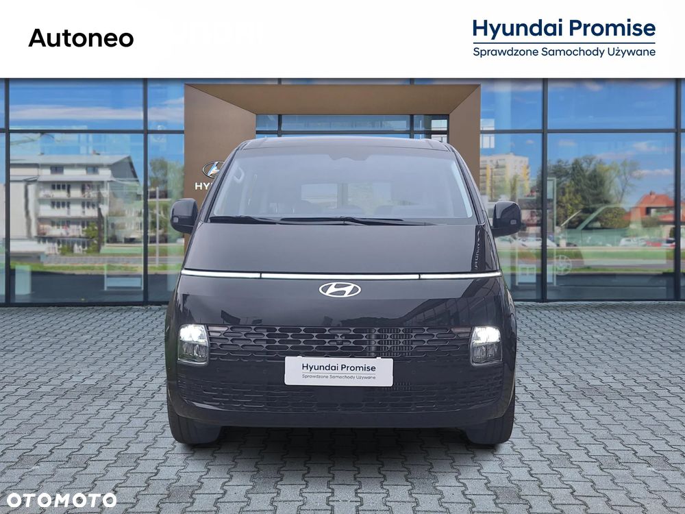 Hyundai Staria - 8