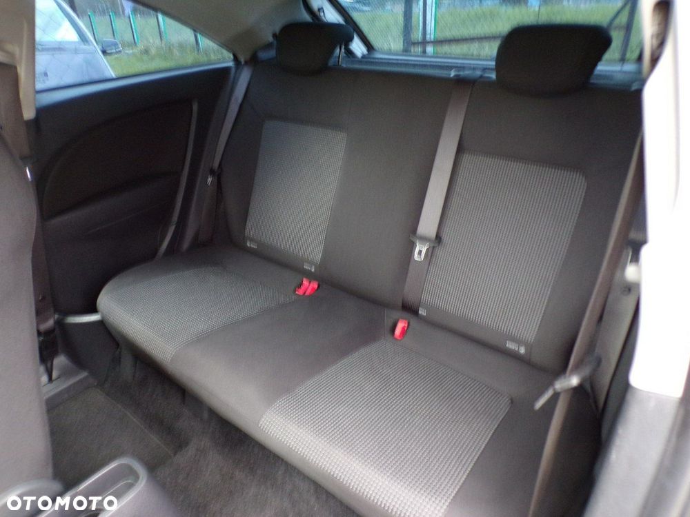 Opel Corsa - 17