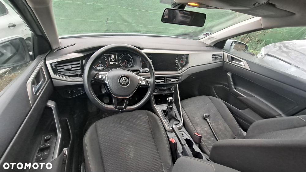 Volkswagen Polo - 5