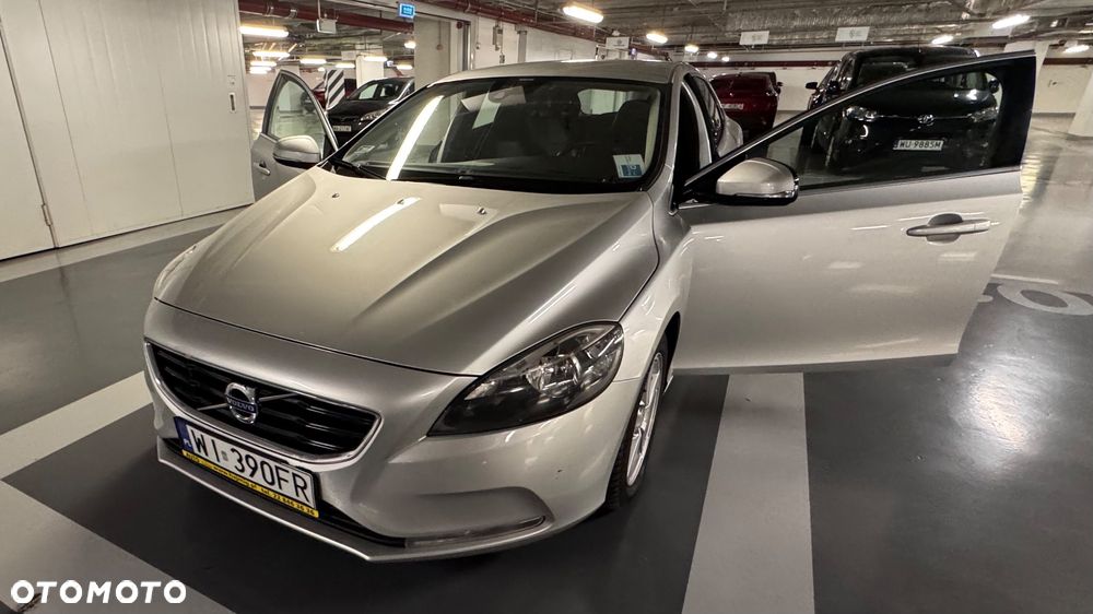 Volvo V40 - 13