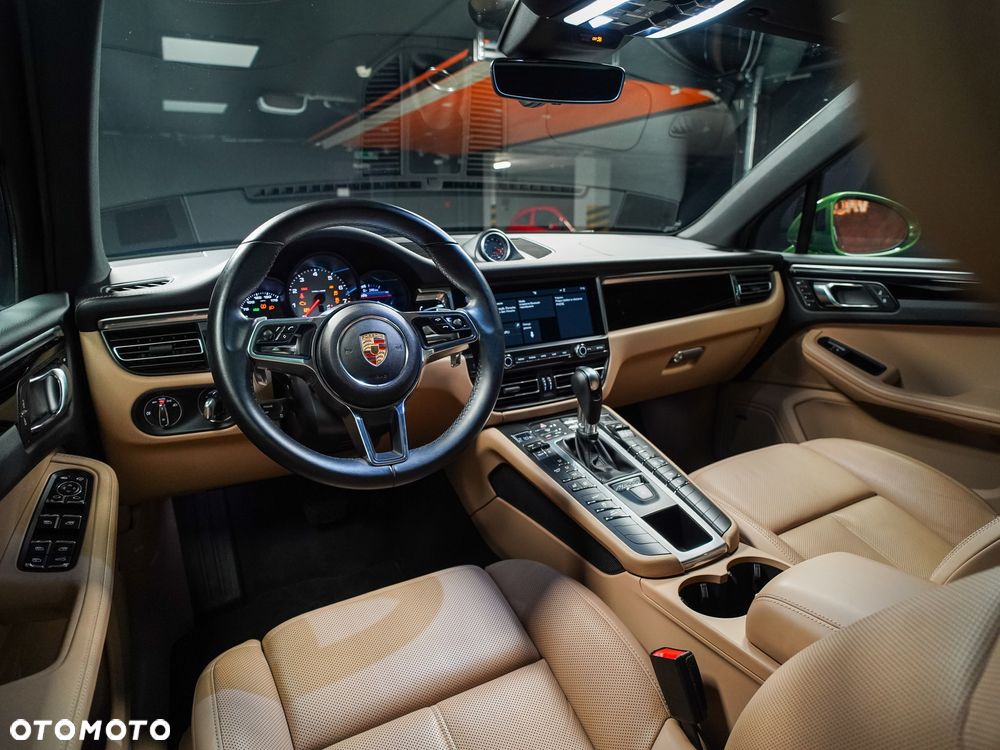 Porsche Macan S - 16