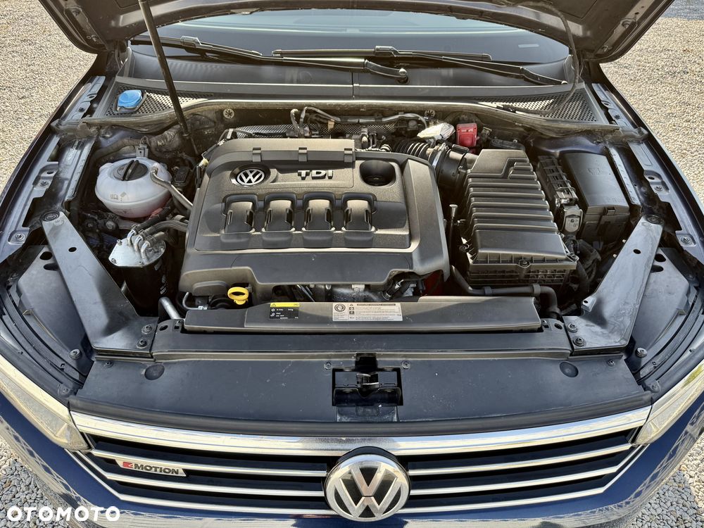 Volkswagen Passat - 40