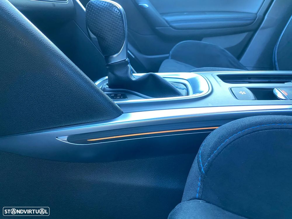 Renault Mégane 1.6 TCe GT EDC - 37