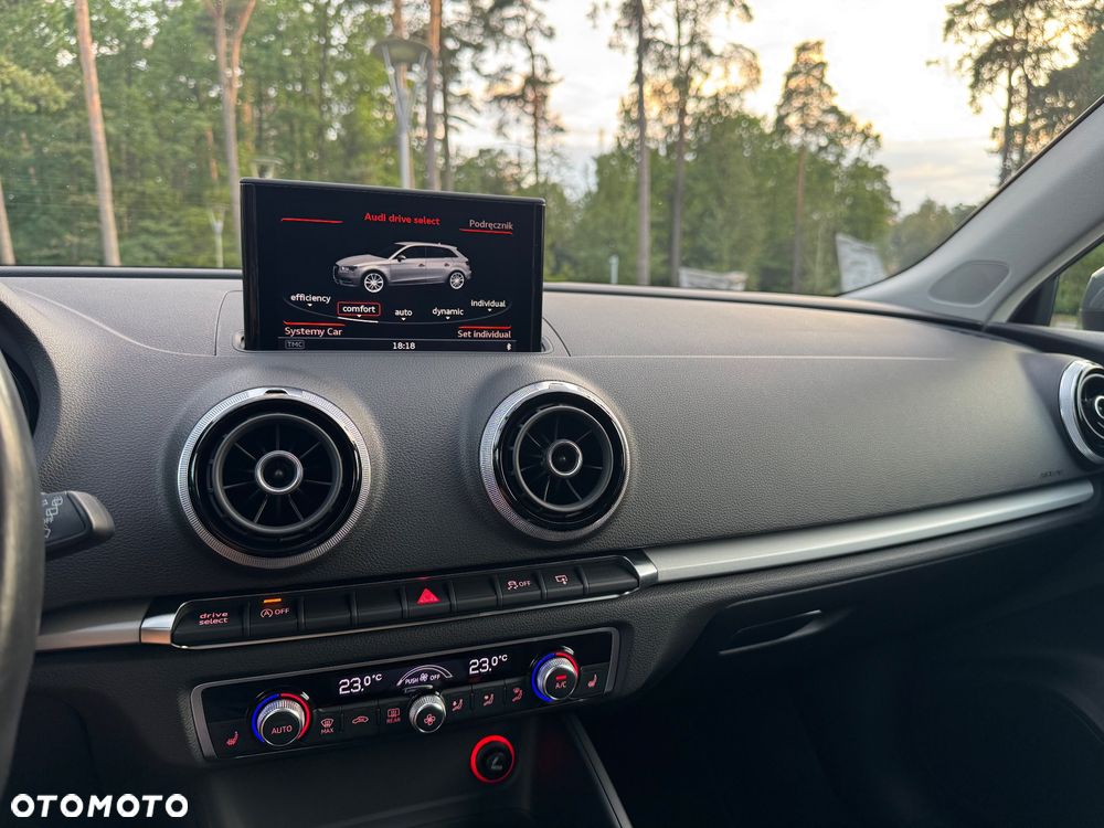 Audi A3 Sportback 1.4 TFSI Ambiente S tronic - 19