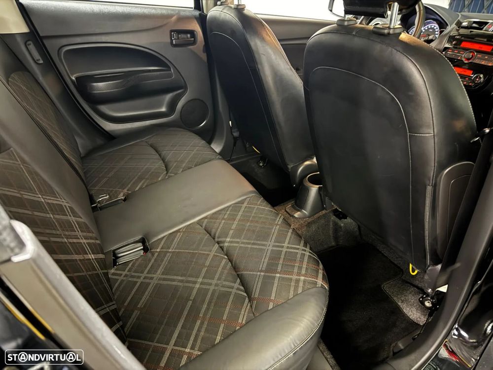 Mitsubishi Space Star 1.2 Intense CVT - 32