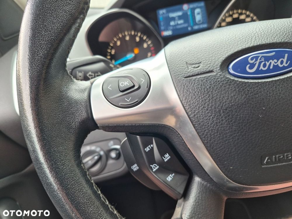 Ford Kuga - 15