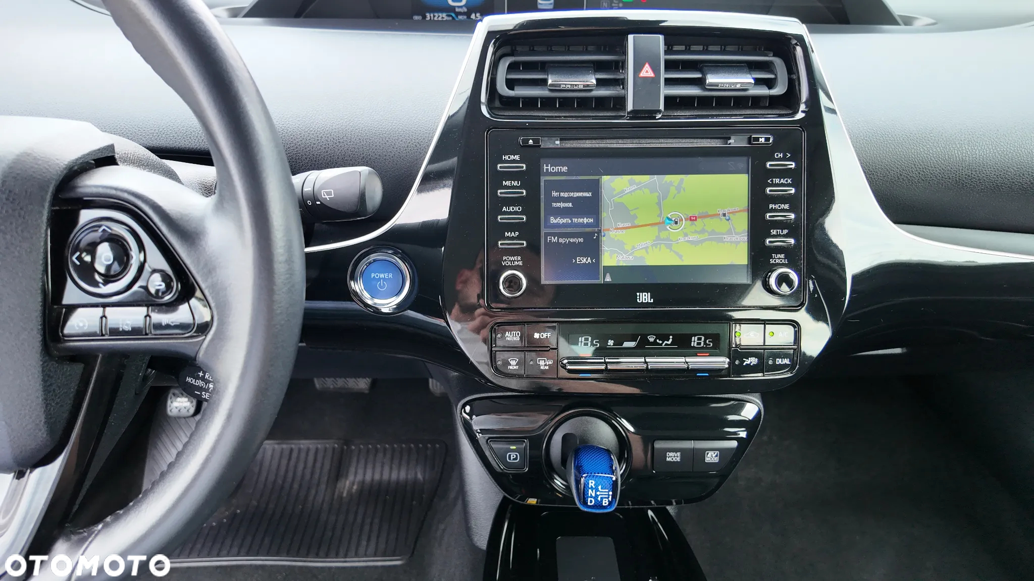 Toyota Prius 1.8 Hybrid Prestige - 24