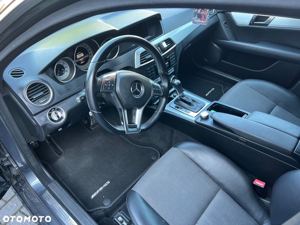 Mercedes-Benz Klasa C 250 (BlueTEC) d T 7G-TRONIC Avantgarde - 7