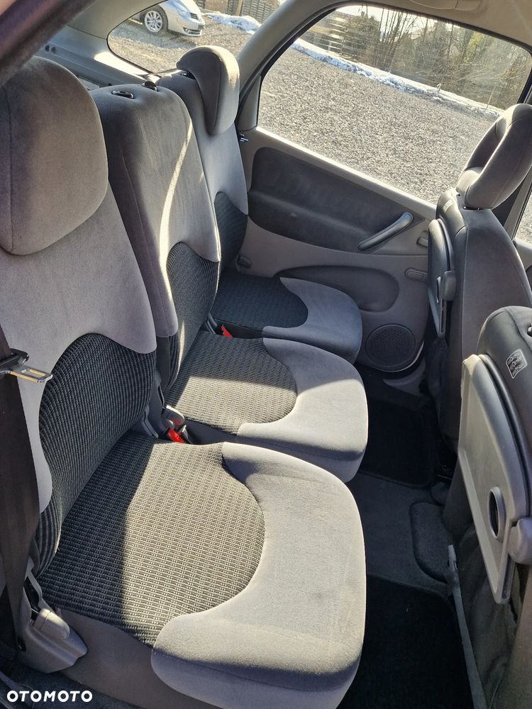 Citroën Xsara Picasso 1.6 Confort - 17