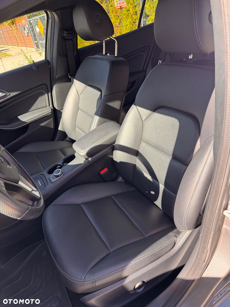 Mercedes-Benz GLA 250 4-Matic - 33