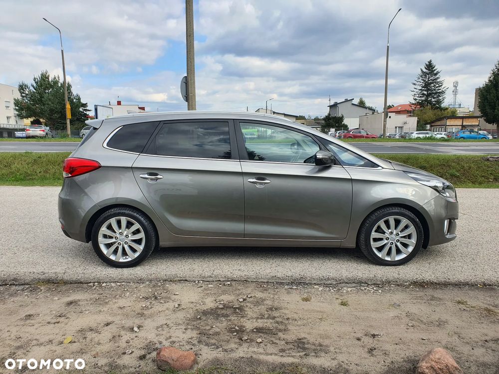 Kia Carens 1.7 CRDi Business Line 7os 7DCT - 4