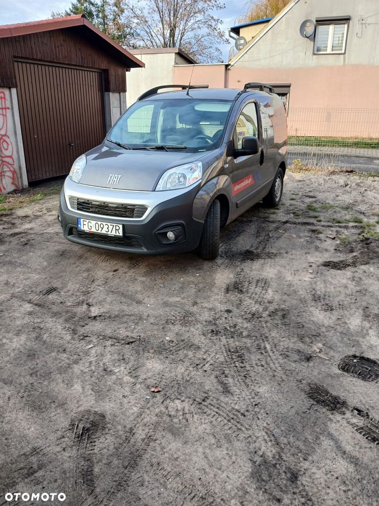 Fiat Fiorino Kombi Base - 3