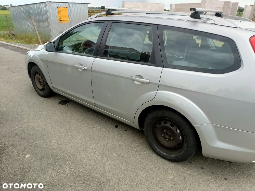 Ford Focus SW 1.6 Ti-VCT Style+ - 1