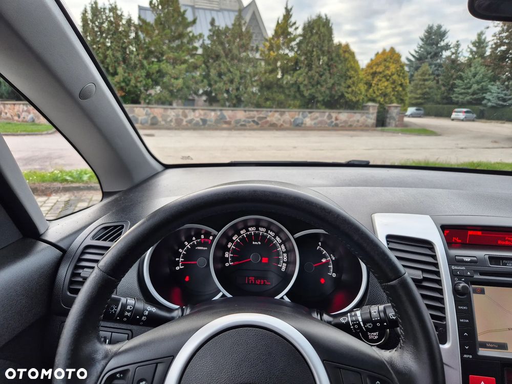 Kia Venga 1.6 CRDi 128 Dream-Team Edition - 31
