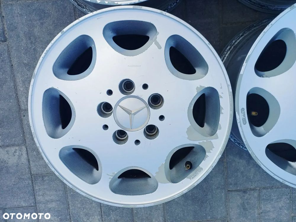 FELGI ALUMINIOWE MERCEDES W210 W124 R15 5X112 ET41 66,6 mm 7Jx15H2 NR28 - 5