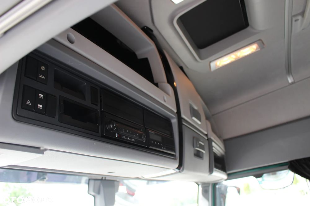 Renault T440 *13L* /2 ZBIORNIKI/ OPONY 80% /ACC / BL.MOSTU / Euro 6 /*SERWIS FR*/ STAN IDEALNY / - 29
