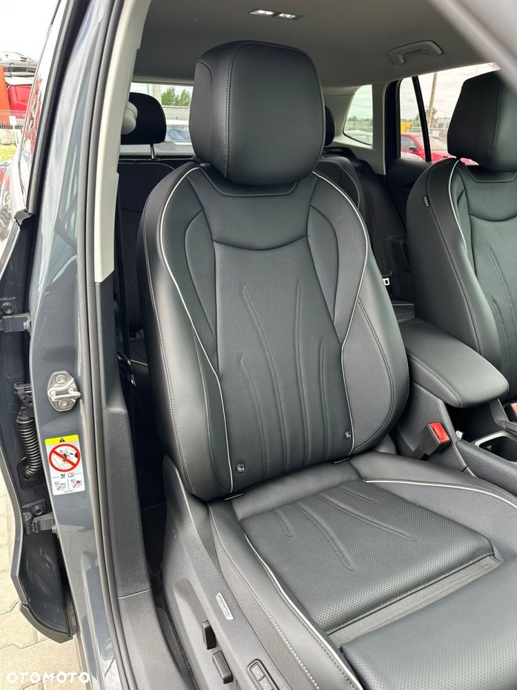 Volkswagen Tiguan - 21