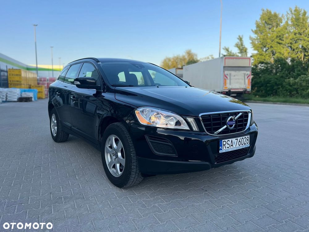 Volvo XC 60 2.4D AWD Momentum - 23