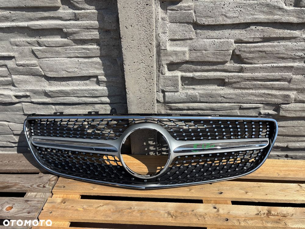 Mercedes CLS W218 C218 LIFT  Atrapa/Grill A2188850600 - 2