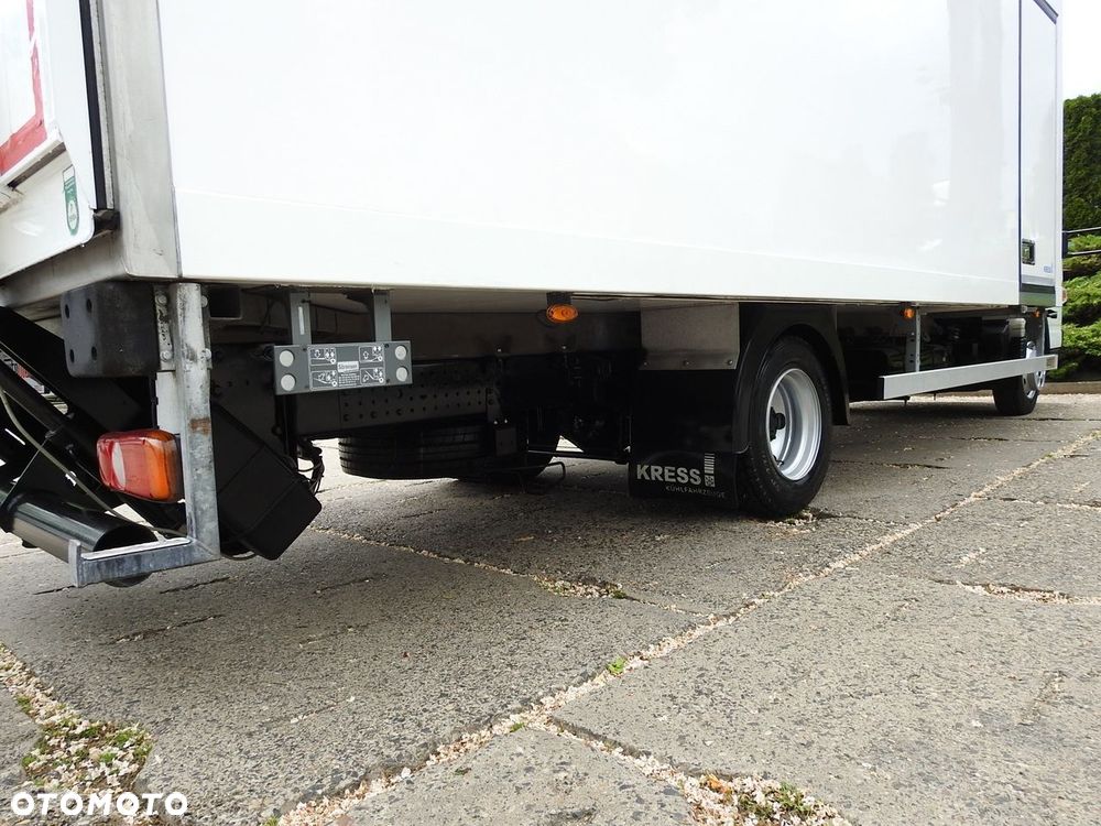 Mitsubishi CANTER FUSO 7C15 KONTENER CHŁODNIA WINDA 14 PALET -4*C ZASILANIE 230V KLIMATYZACJA AUTOMATYCZNA SKRZYNIA 150KM - 16