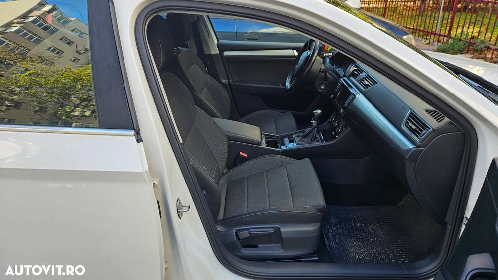 Skoda Superb 2.0 TDI Ambition - 16