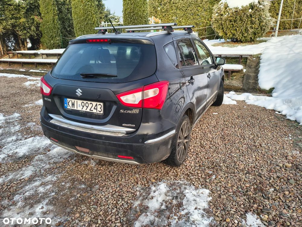 Suzuki SX4 S-Cross 1.6 Premium 4WD - 3