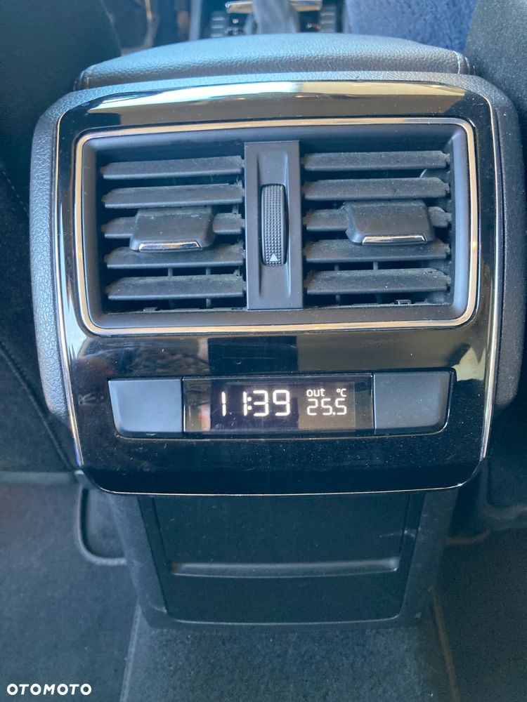 Skoda Superb 2.0 TDI DSG Style - 18