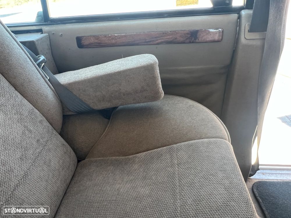 Land Rover Range Rover - 11