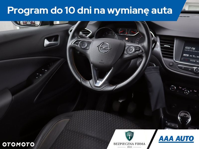 Opel Crossland X - 8