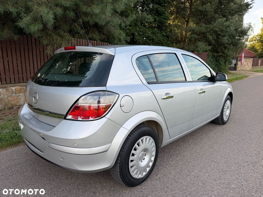 Opel Astra 1.6 Enjoy - 2