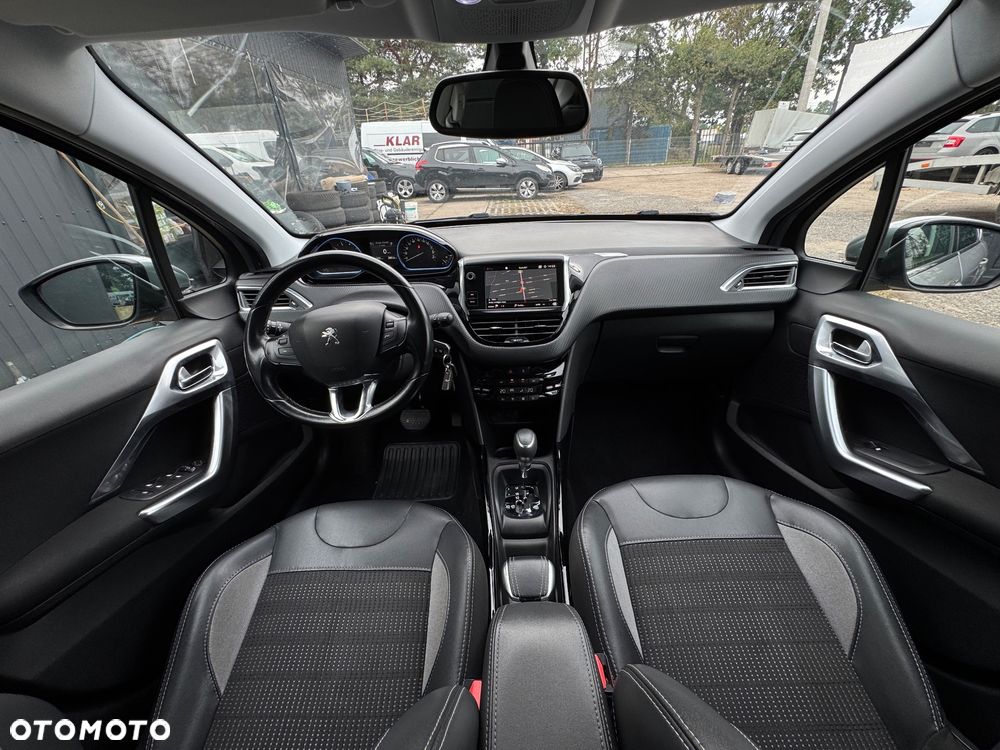 Peugeot 2008 PureTech 110 GPF Stop&Start EAT6 Allure - 15