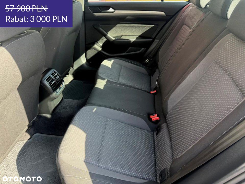 Volkswagen Passat - 27
