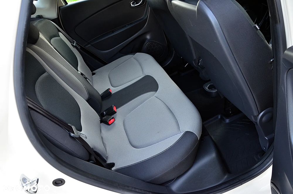 Renault Captur - 25