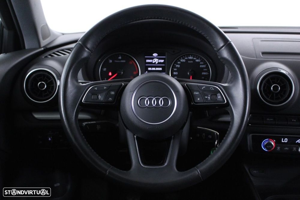 Audi A3 Sportback 30 TDI - 19