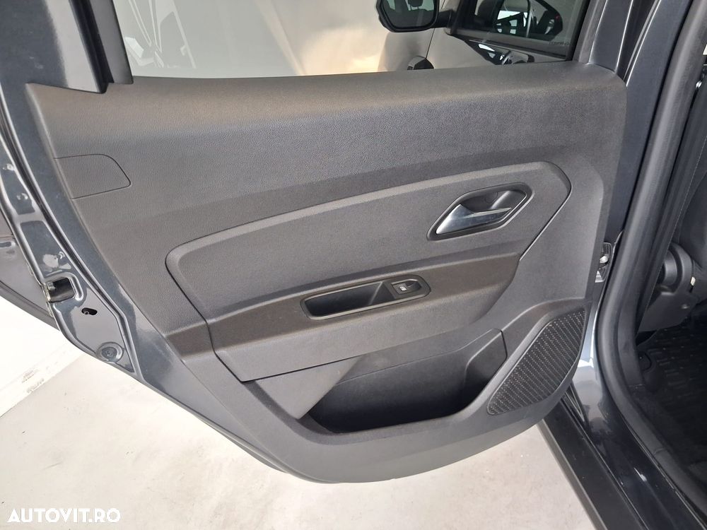 Dacia Duster TCe 150 GPF Prestige - 29
