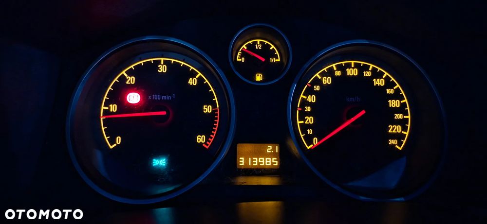 Opel Astra 1.7 CDTI - 26