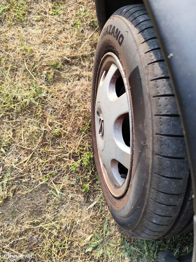 Opel Corsa 1.2 16V - 2