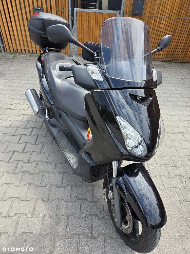 Yamaha X-max - 3