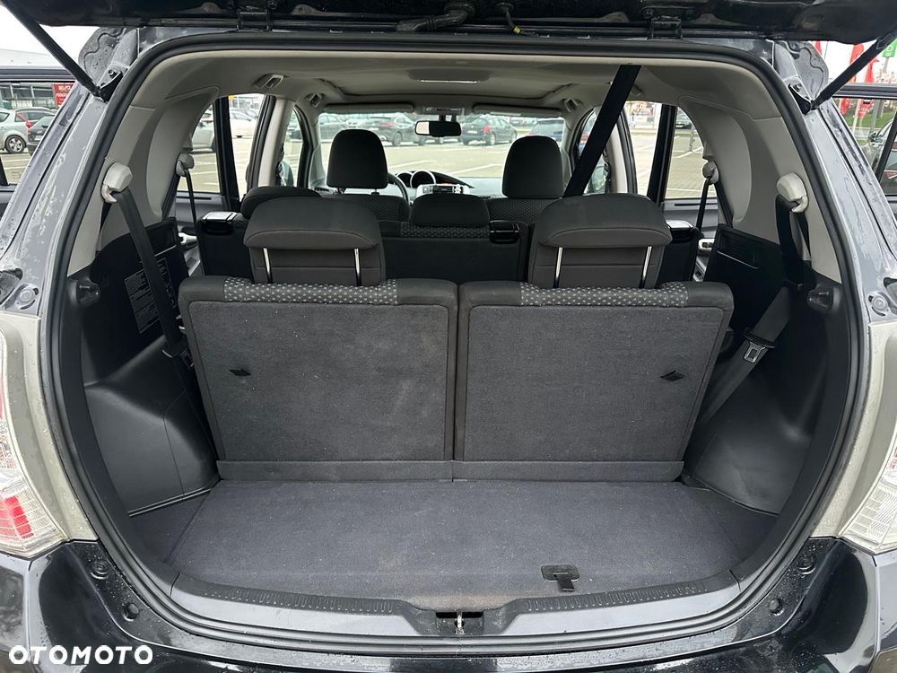 Toyota Verso 2.0 D-4D Premium 7os - 13