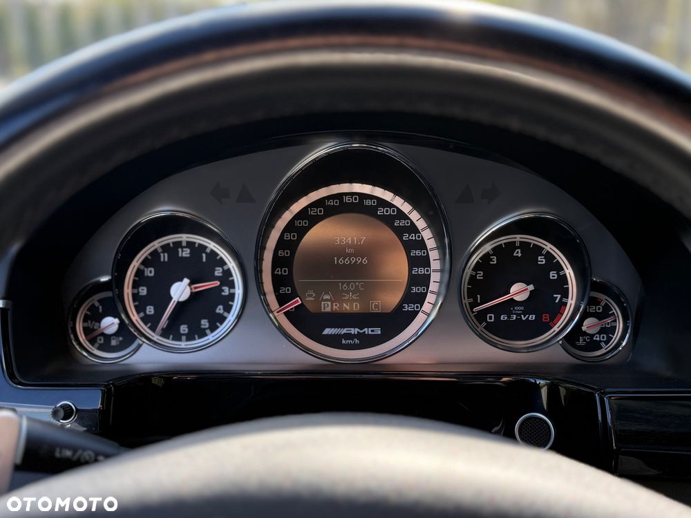 Mercedes-Benz Klasa E 63 AMG AMG Speedshift 7G-MCT - 14