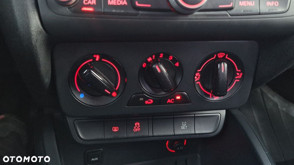 Audi A1 Sportback 1.6 TDI Attraction - 26