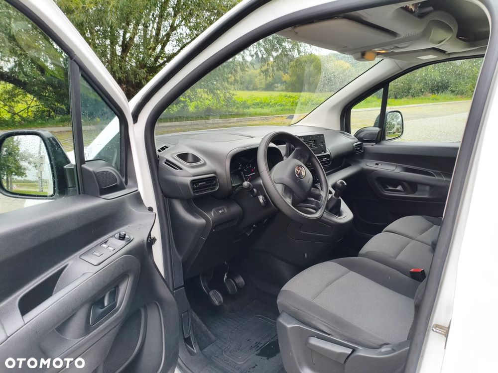 Toyota Proace City - 9