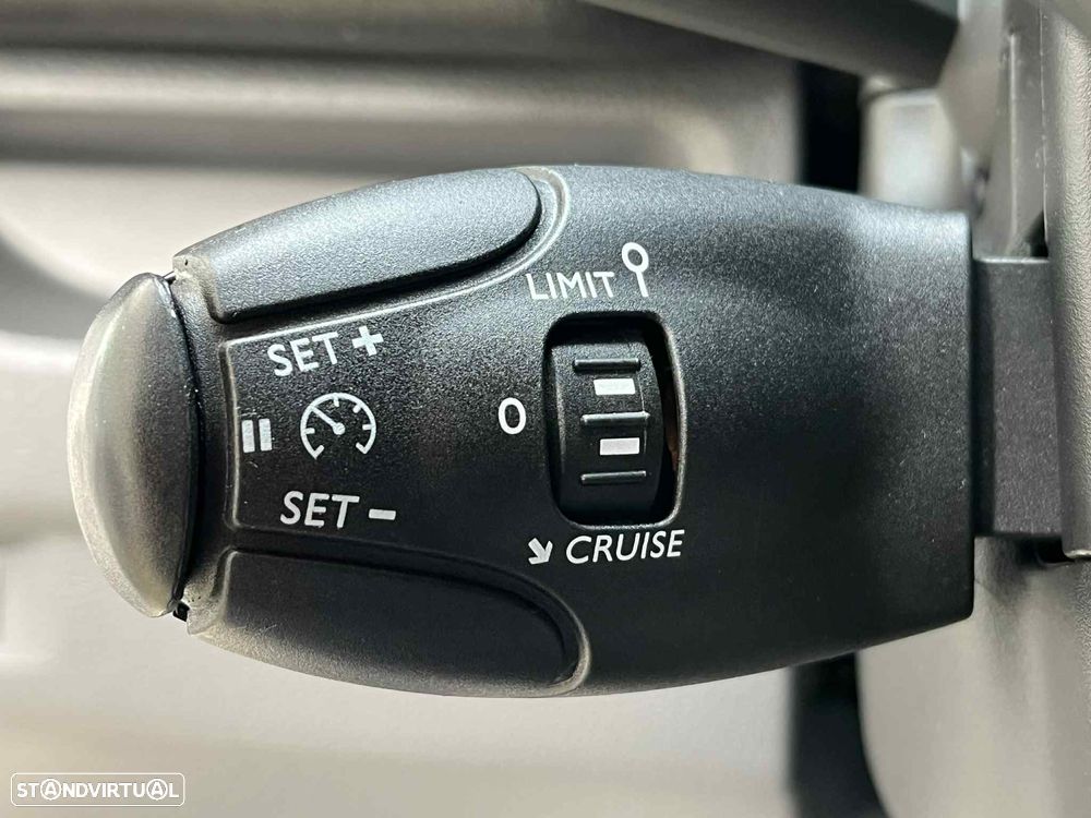 Peugeot Expert Premium Longa 2.0 BlueHDi 122cv - 11