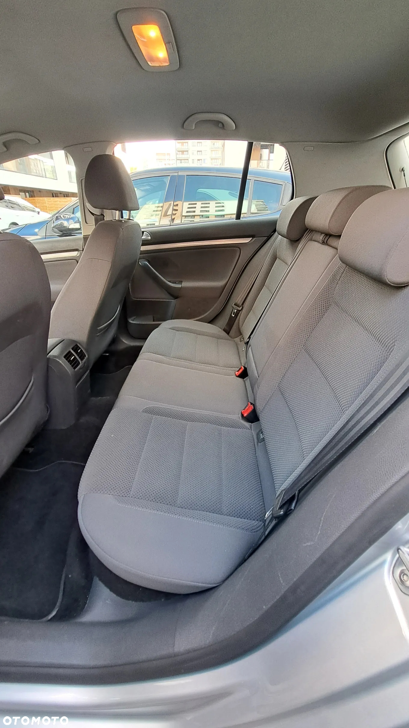 Volkswagen Golf V 1.4 TSI Comfortline DSG - 37