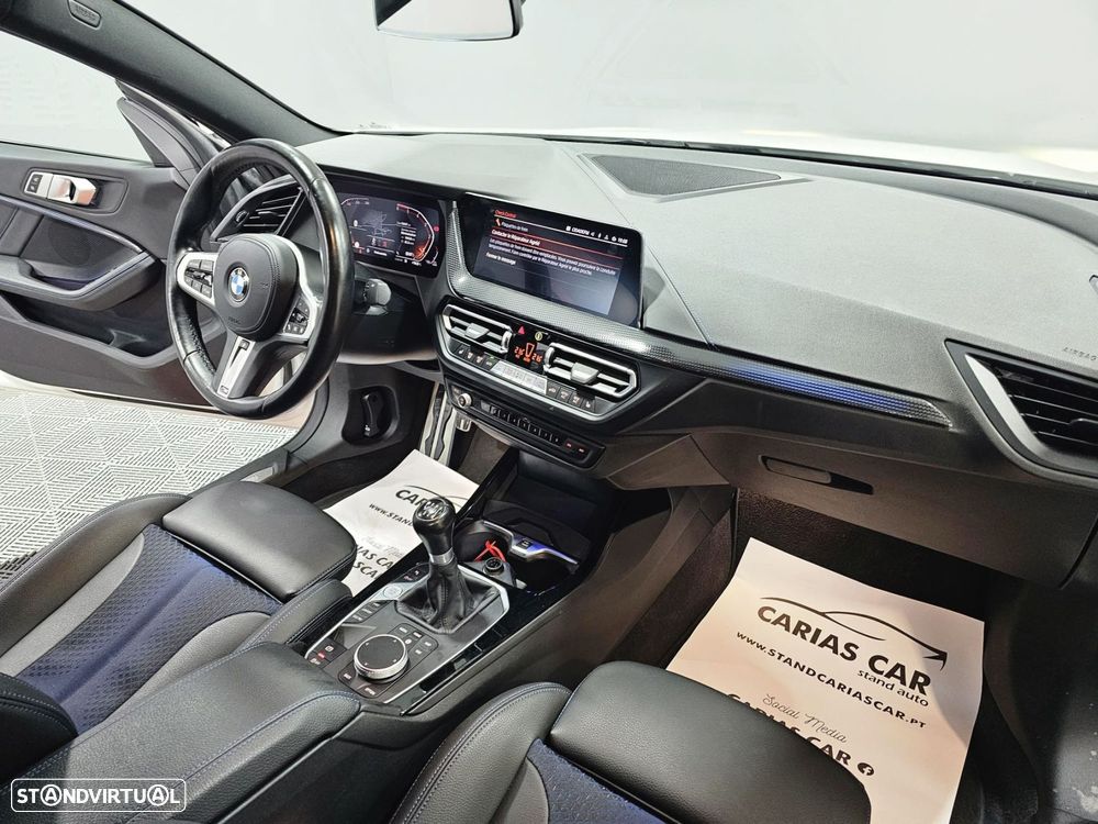 BMW 218 Gran Coupé - 21