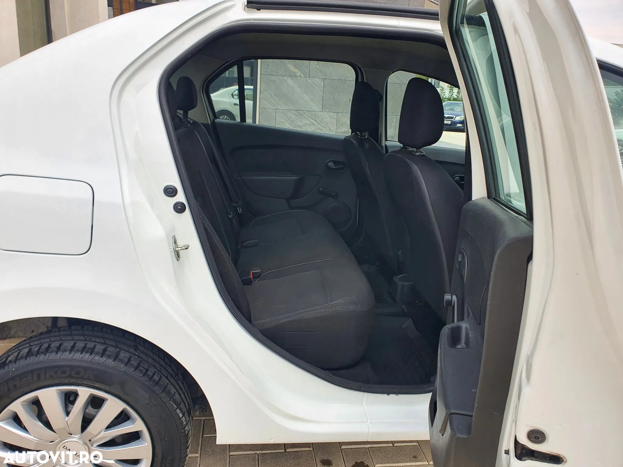 Dacia Logan 1.0 SCe SL PLUS - 12