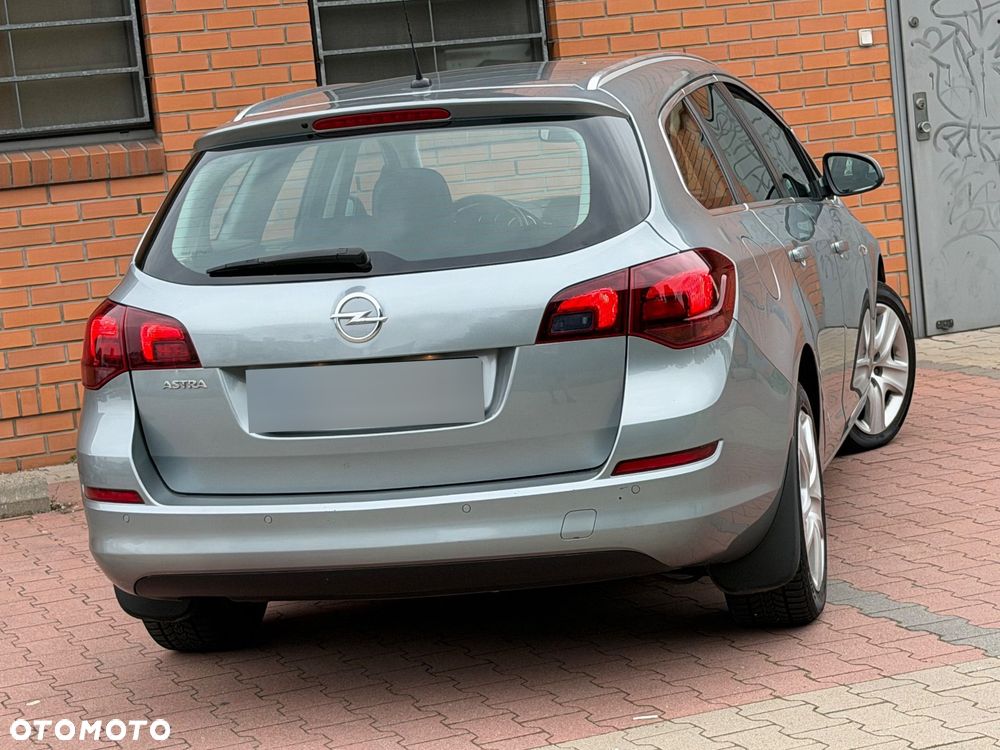 Opel Astra 1.6 Enjoy - 6