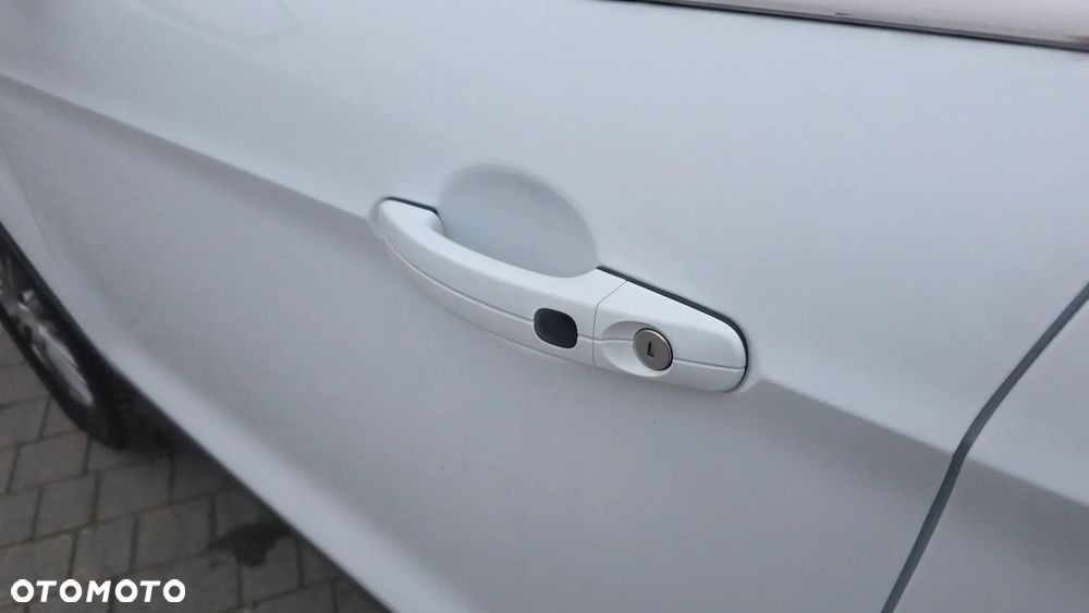 Ford Kuga 2.0 TDCi 4x4 Titanium - 28