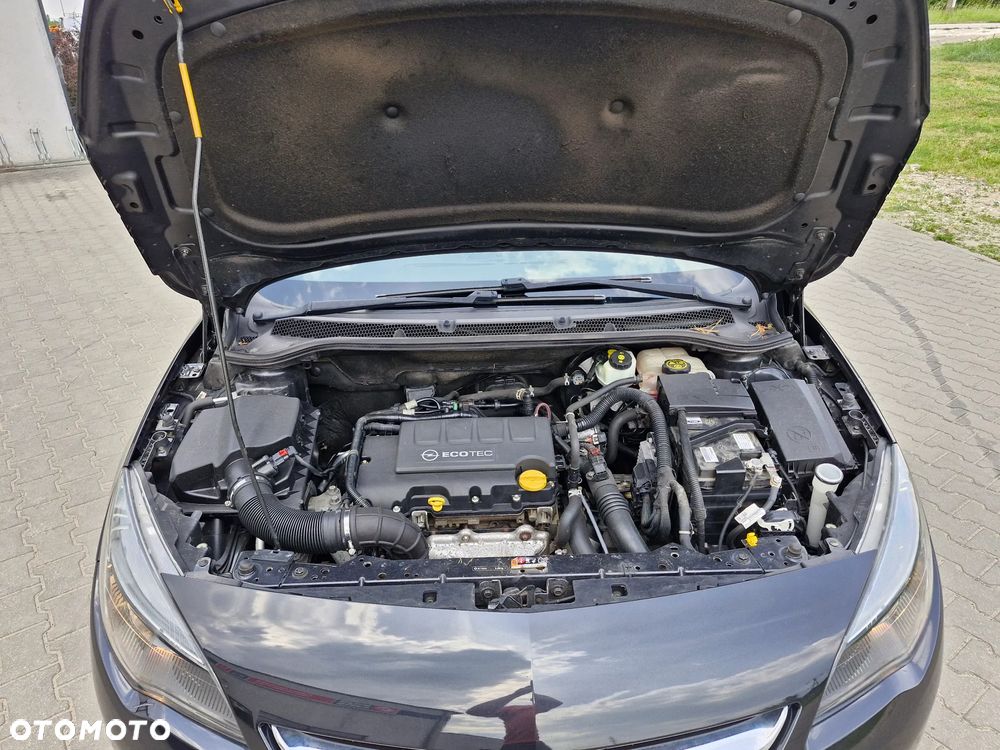 Opel Astra 1.4 T Sport EU6 - 15