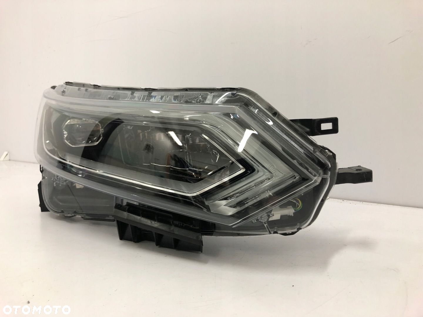 NISSAN QASHQAI J11 II LIFT FULL LED LAMPA PRAWA PRAWY PRZÓD 100-19011 - 2